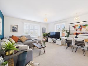 Open plan living room - click for photo gallery